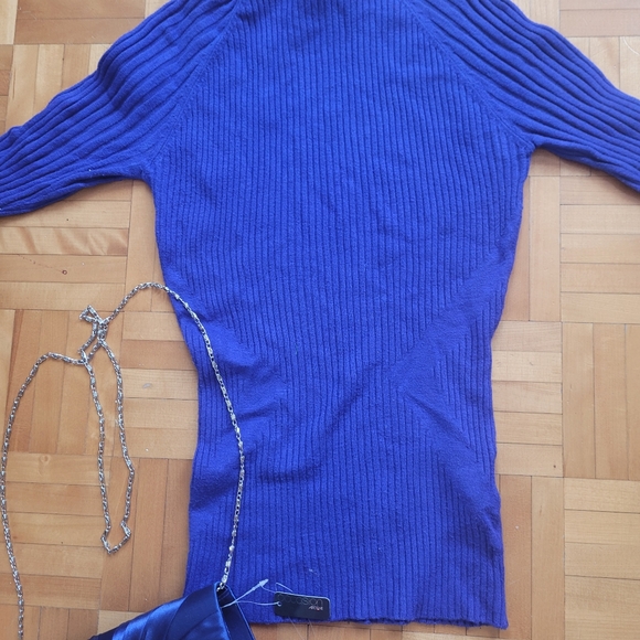 women sweater - Picture 3 of 5